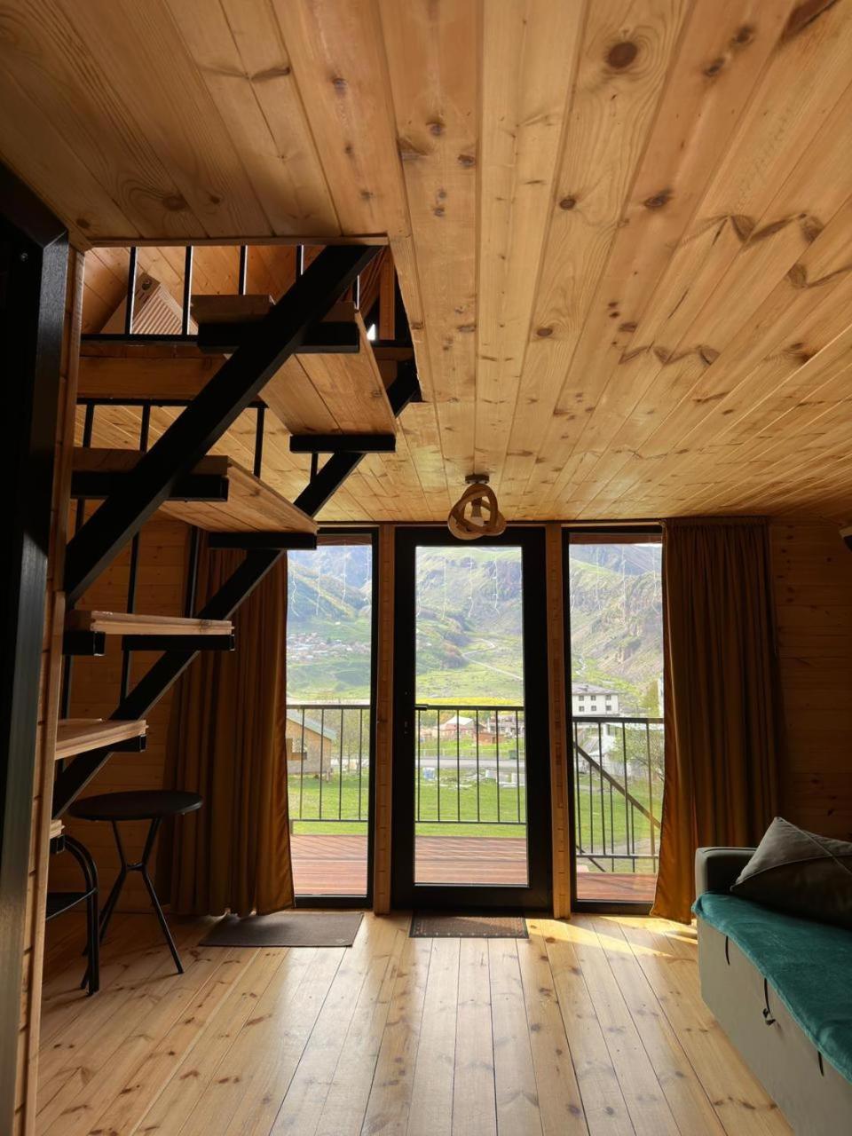 Cottage Paradise Казбеги Екстериор снимка