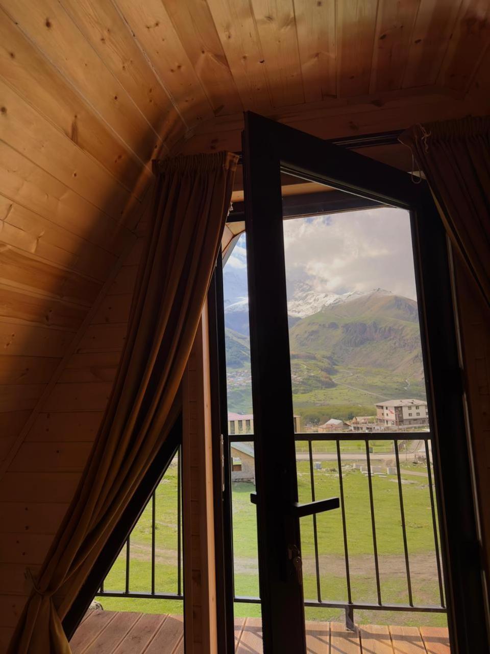Cottage Paradise Казбеги Екстериор снимка