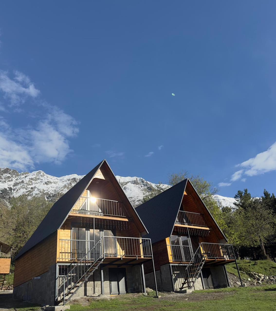 Cottage Paradise Казбеги Екстериор снимка