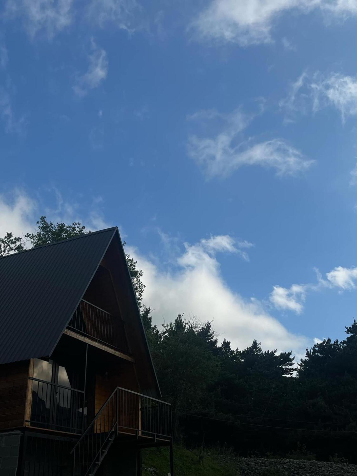 Cottage Paradise Казбеги Екстериор снимка